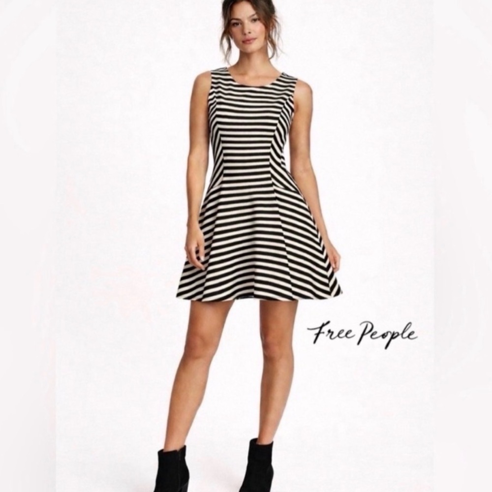 Free People Cha-Cha Black/White Stripes-Fit and Flare Skater Dress - Large-EUC